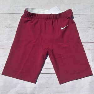 Nike Men's Vapor Untouchable Football Tights Shorts Red Size Medium CW3972-610